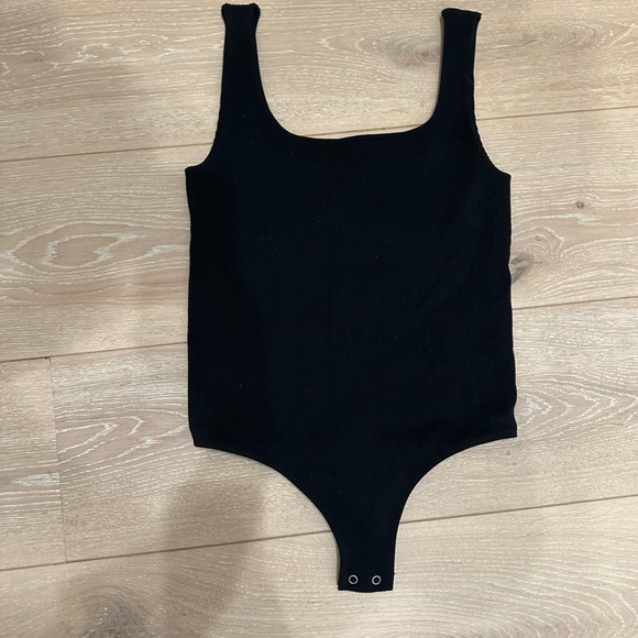 New without Tags - By Together RIBBED STRETCH-MODAL Black BODYSUIT Large - Picture 3 of 4